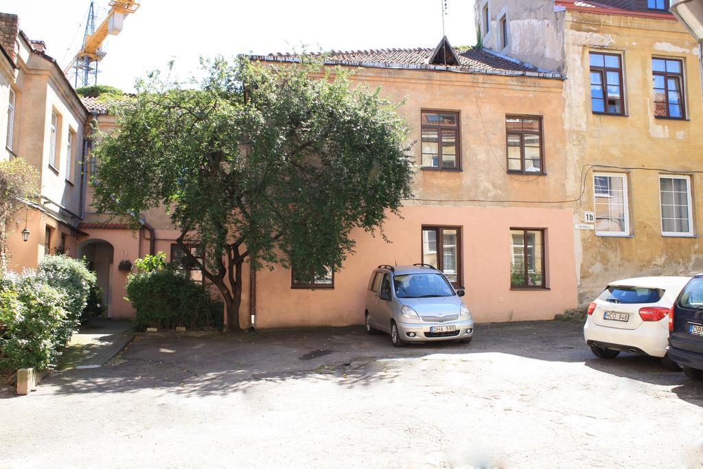 Town Hall Square Apartments Вилнюс Екстериор снимка